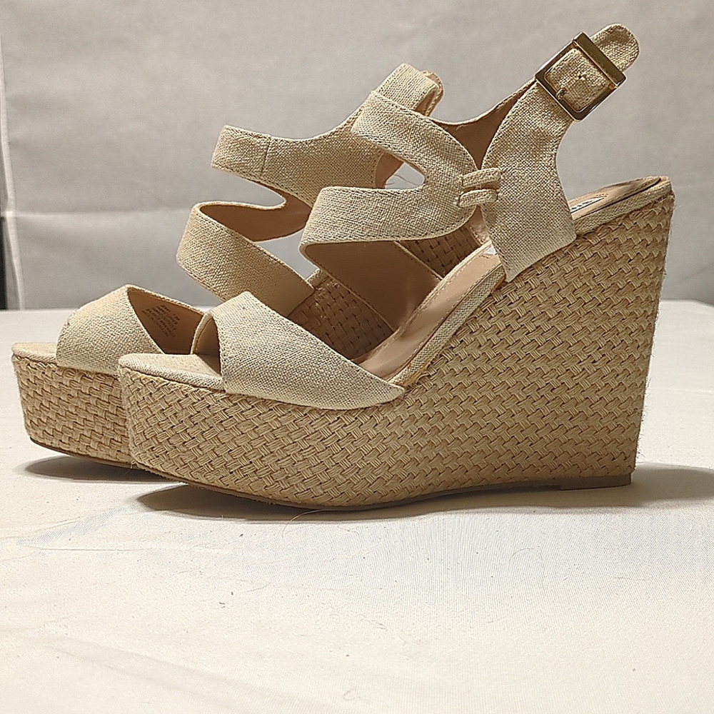 Steve Madden Jenny Platform Shoe Size 7.5.